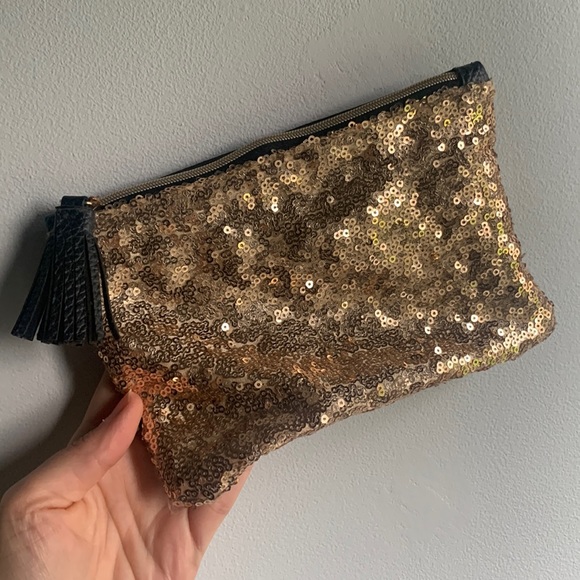 Gold sequin makeup bag - Picture 1 of 3